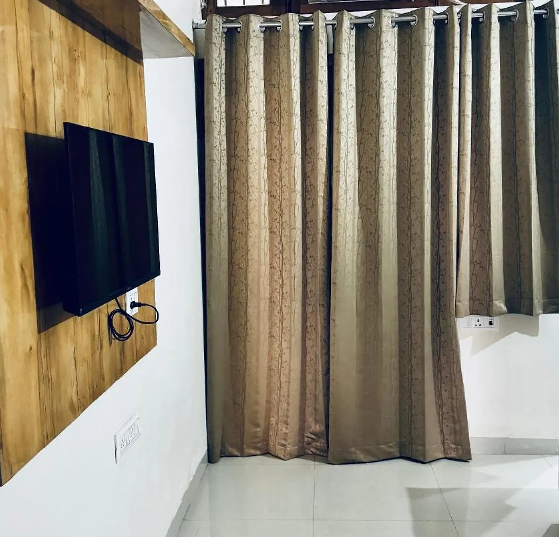 Marina Heritage & Home Artemis Hospital Gurgaon 0*,
