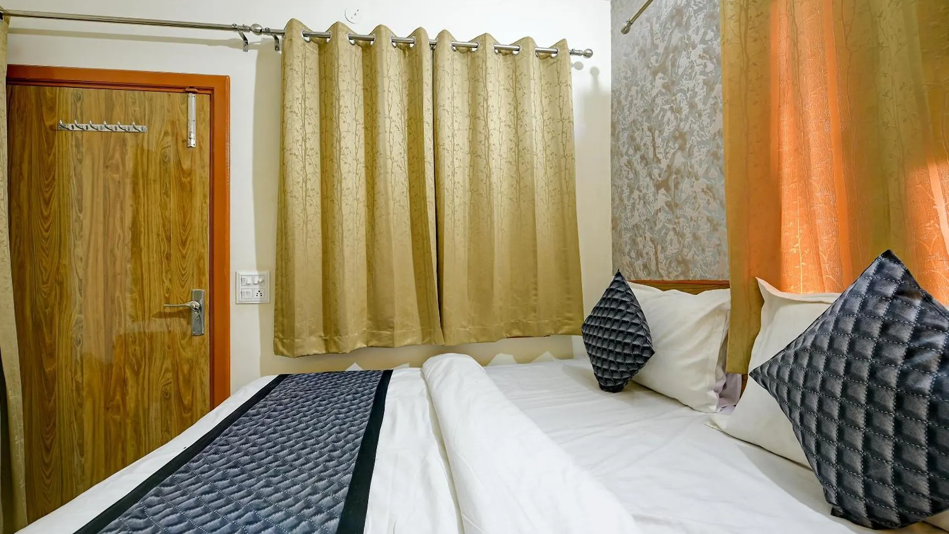 Marina Heritage & Home Artemis Hospital Gurgaon 0*,